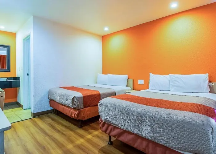 Bakersfield 5 Star Hotels