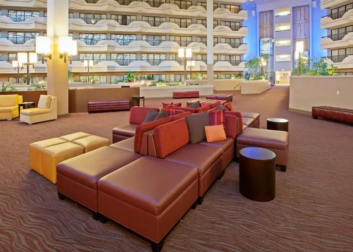 Evansville Boutique Hotels